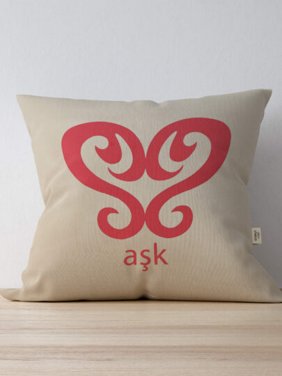 Aşk Sembollü Dekoratif Yastık | Sihirli Semboller Aşk Sembollü Dekoratif Yastık | Sihirli Semboller
