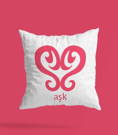 Aşk Sembollü Dekoratif Yastık | Sihirli Semboller